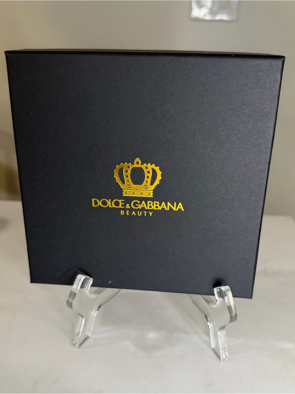 Dolce & Gabbana Rose Velvet headband with crown Detail - Women New - Picture 8 of 9
